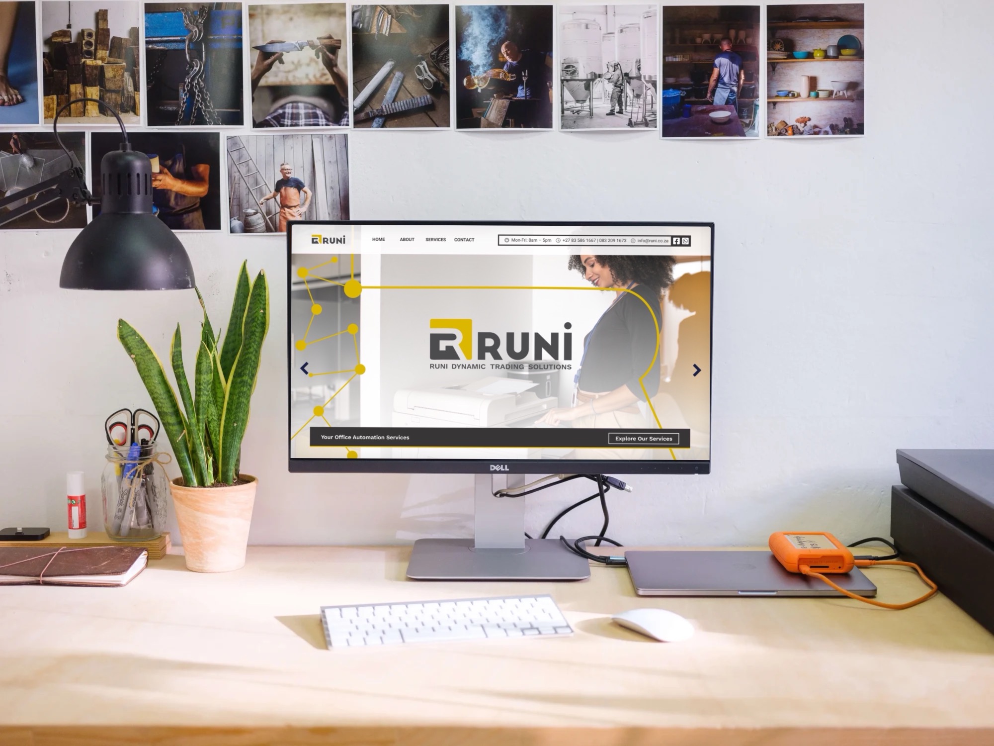 Runi Dynamic Trading website on a desktop monitor